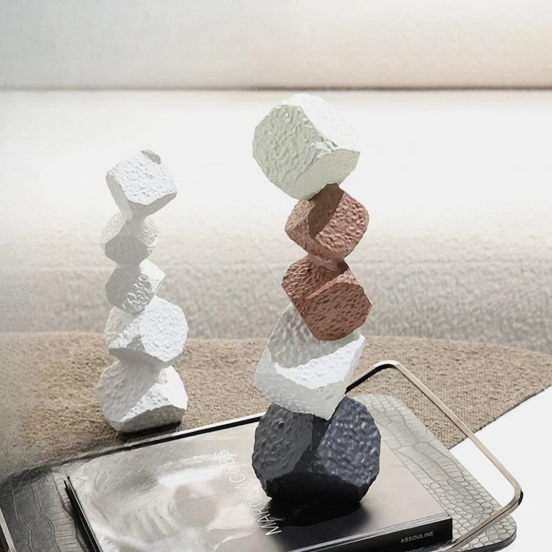 

Resin Figurines Abstract Art Sculptures Modern Simplicity Miniature Ornaments Aesthetic Accessories for Living Rooms Decor