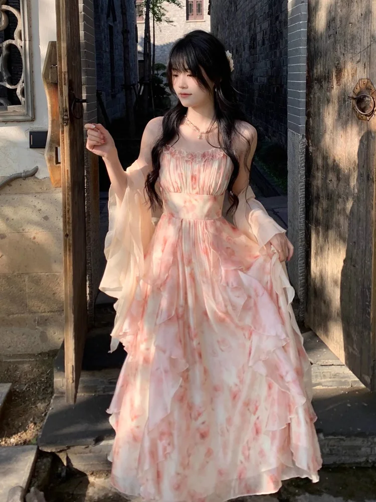 

Летний комплект из двух предметов с цветочным принтом: женский топ на бретельках и юбка с защитой от солнца, в стиле феи, розового цвета, модный ансамбль