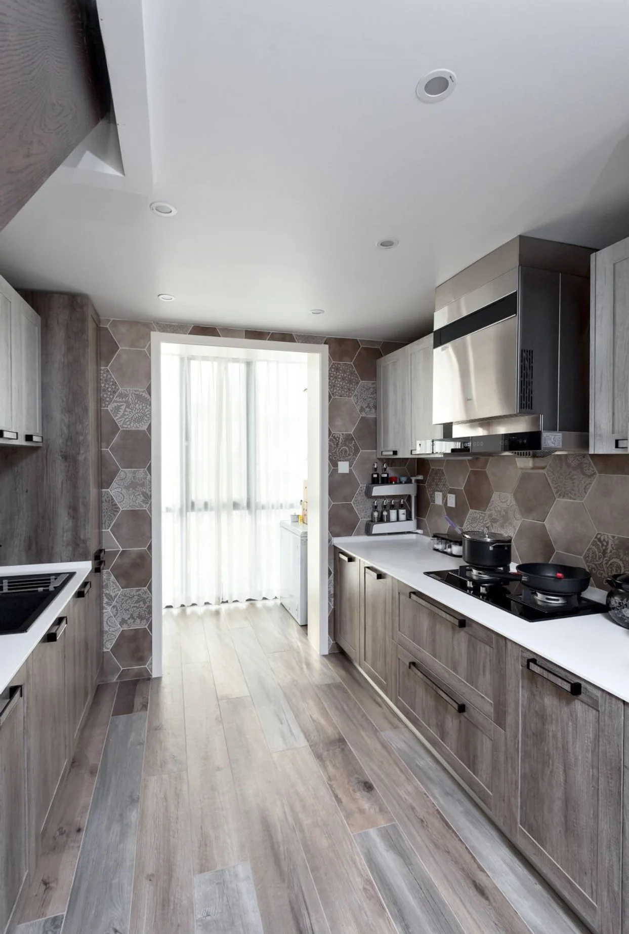 Рисунок 6 - Кухонная мебель под заказ