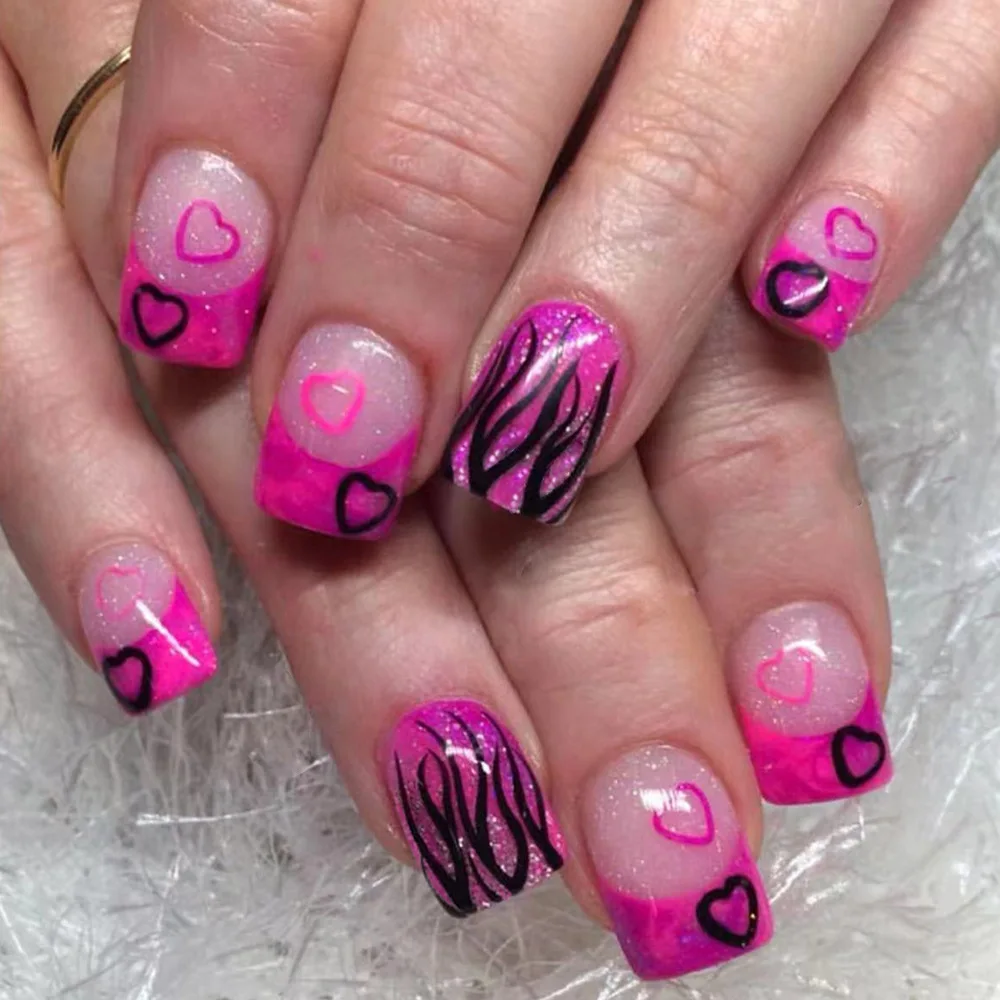 Y2K Girls Black French Fake Nails 24Pcs Short Square Press On Nails Pink Love Heart/Dot Printed Valentine's Day Charm Manicure