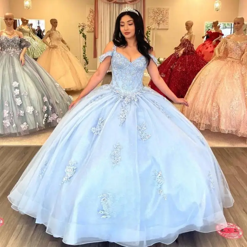 

Customized Sky Blue Charming Quinceanera Dresses for Girls Appliques Diamond Spaghetti Straps Vestidos De 15 Quinceanera