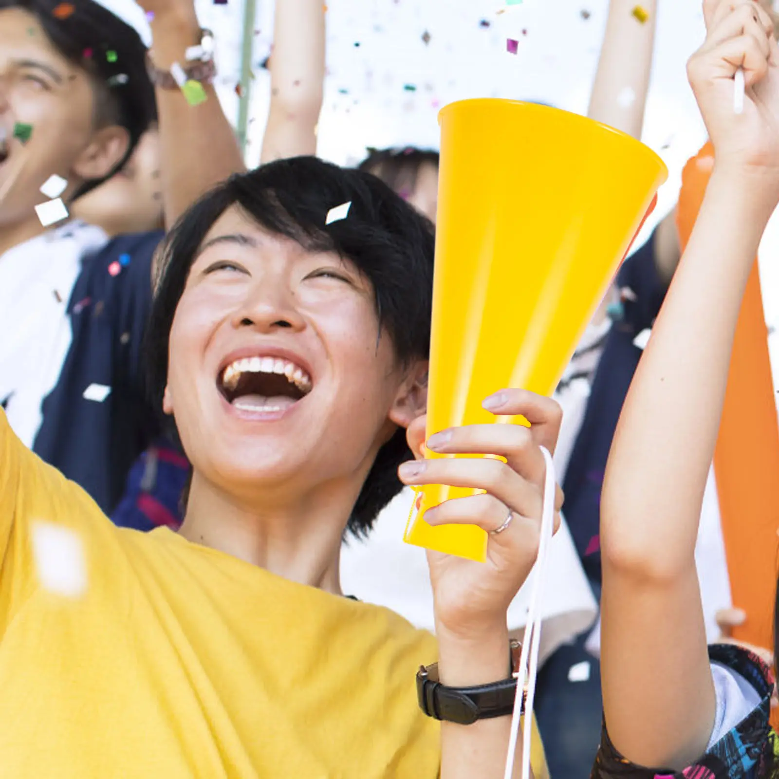 

Portable Plastic Party Horns Set of 12 Vibrant Cheer Megaphones for Game Day Fan Accessories Concerts Festivals Team Spirit