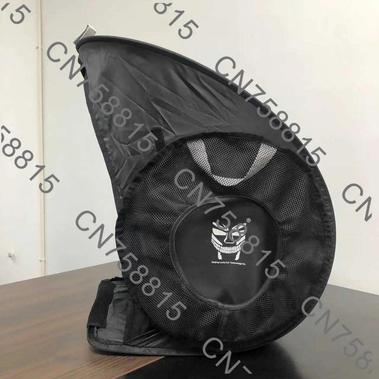 

rain and sand-proof wind and snow protective cover，Laptop hood folding 17-inch outer shot outdoor sunshade