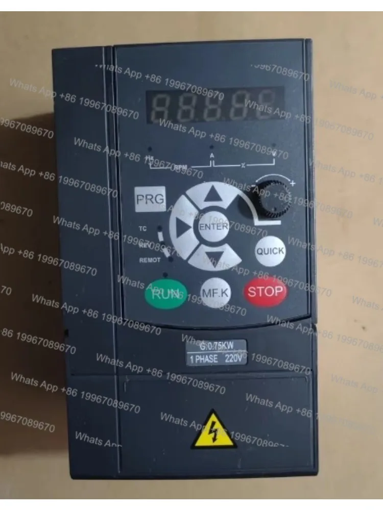 

YC510-2S0.75B inverter 220V-0.75KW test function is good