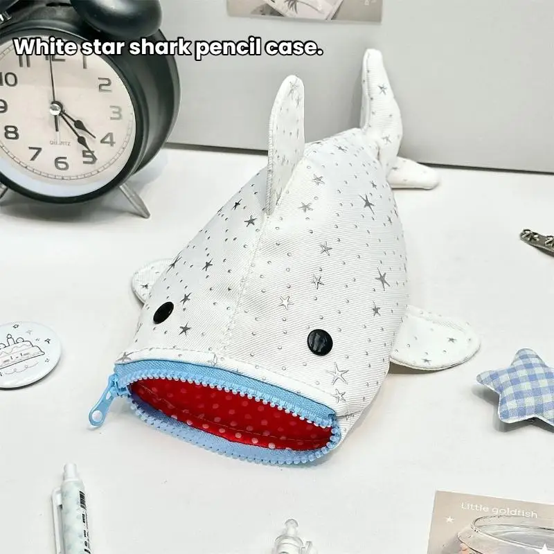 Niedliches Federmäppchen in Haifischform, große Kapazität, Schreibwarenbeutel, niedliche Aufbewahrungstasche, kreativer Tier-Schreibwarenbeutel als Geschenk für Schüler. – Detail 1