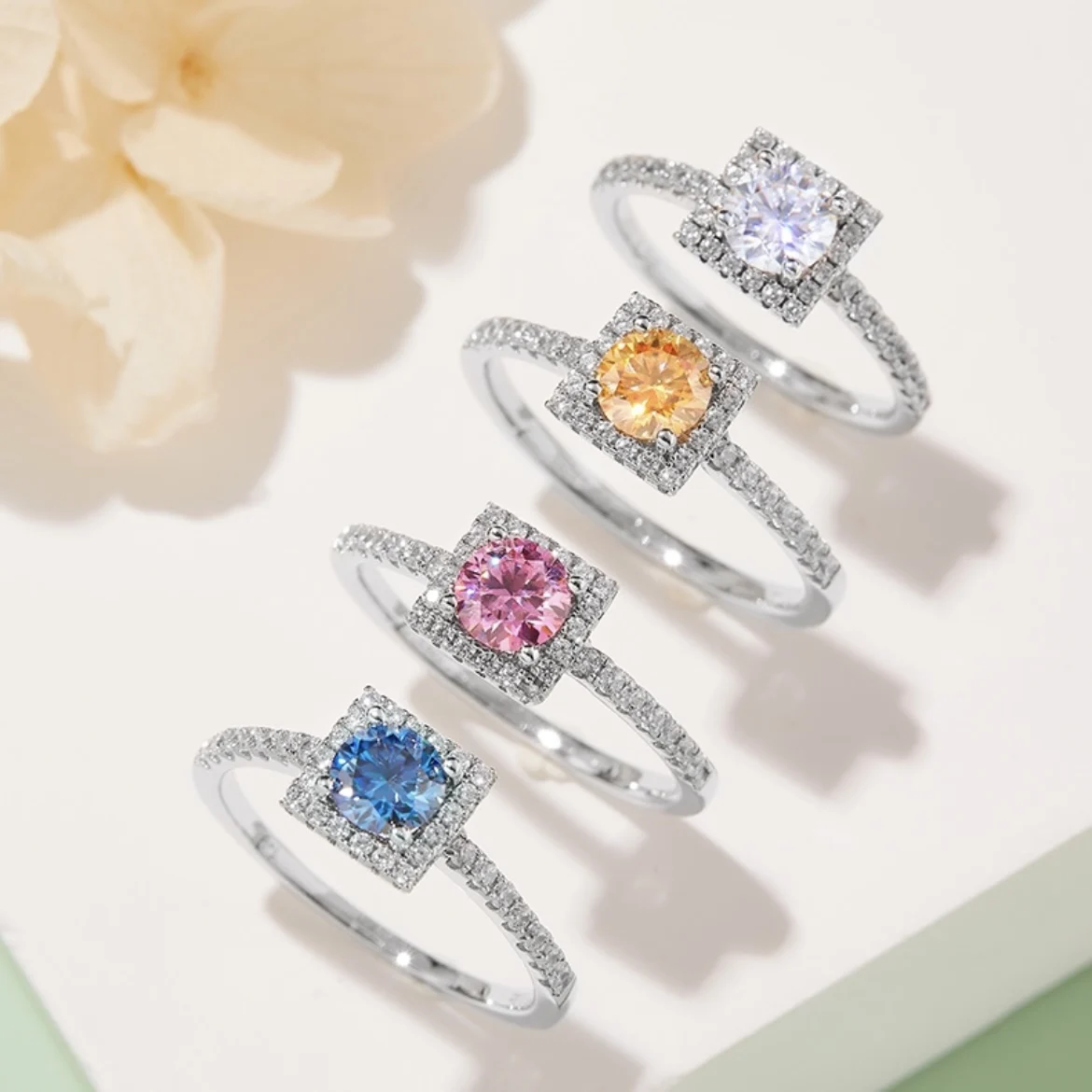 

S925 Sterling Silver Ring Main Stone 0.5CT White Pink Blue Moissanite Diamond White Gold Plated Rings