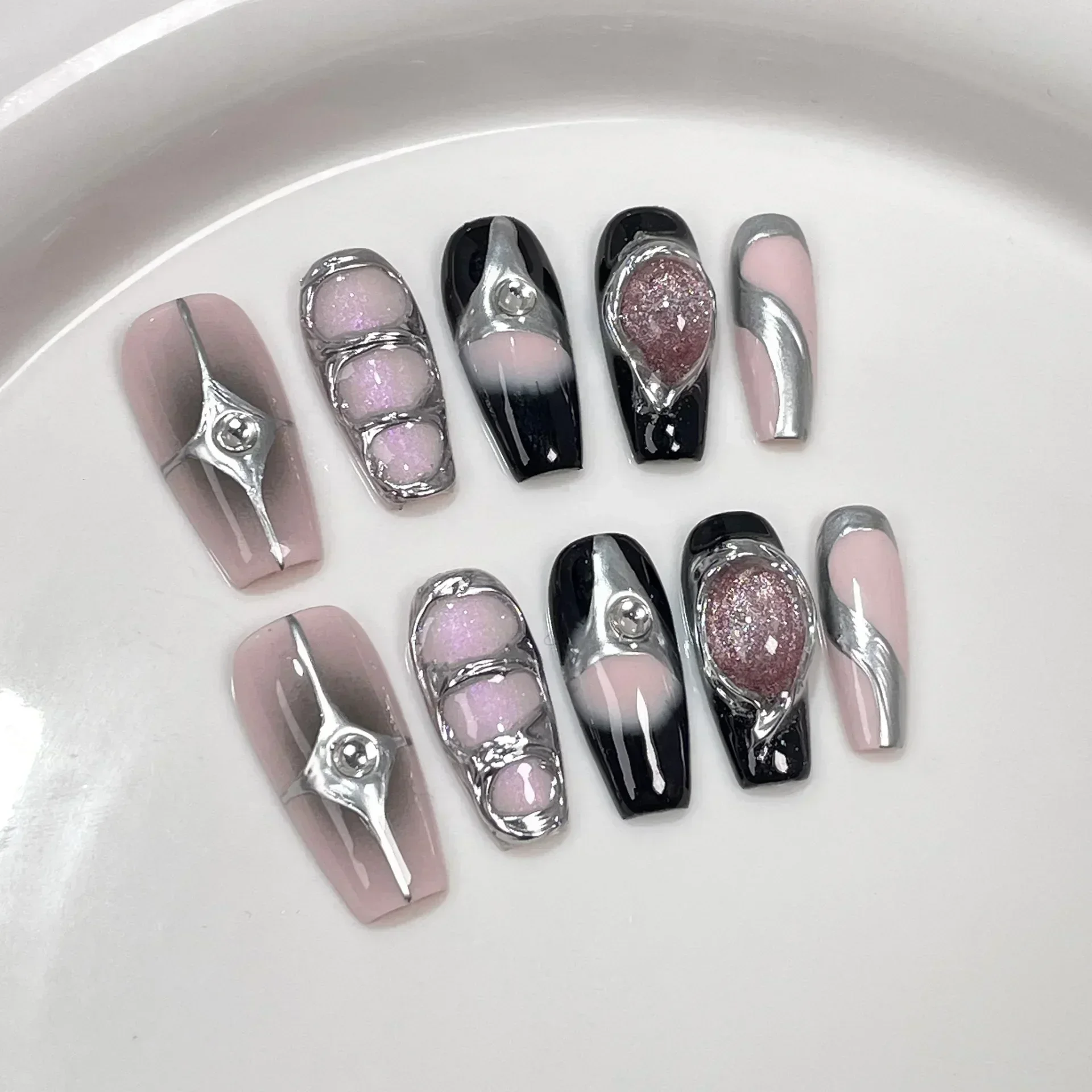 10Pcs Black Handmade Press On Nails Coffin Fake Nails Full Cover Gradient Metal Contrast Artificial Manicure Wearable Nail Tips