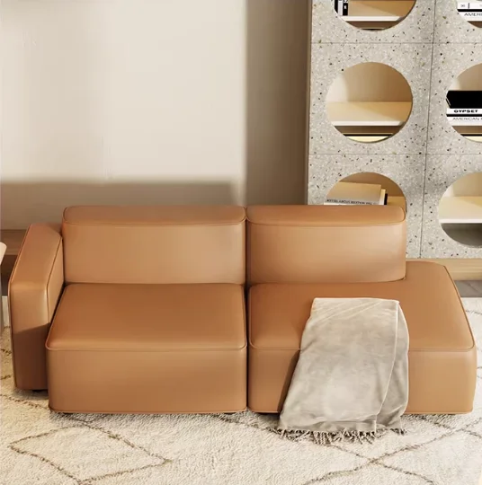 

# Кожаный диван прямой формы в кремовом стиле, для небольшой квартиры, спальни, гостиной, итальянский креативный диван в стиле легкой роскоши