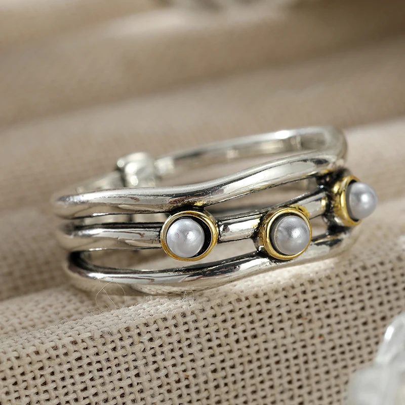 Vintage Layered Streamlined Women's Ring Hollowed Out Design Inlay Synthetic Pearl Ring Daily Fashion Jewelry Accessory