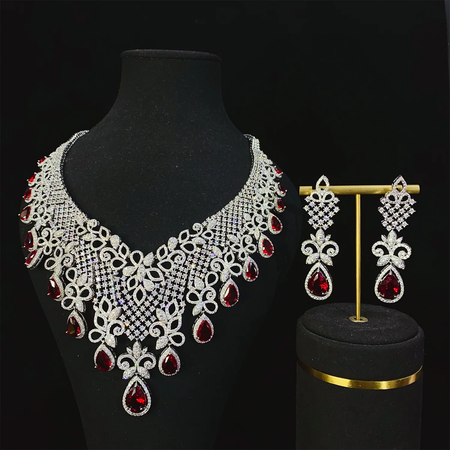 

Luxury Red Cubic Zirconia Necklace & Earrings Set Elegant Bridal Jewelry
