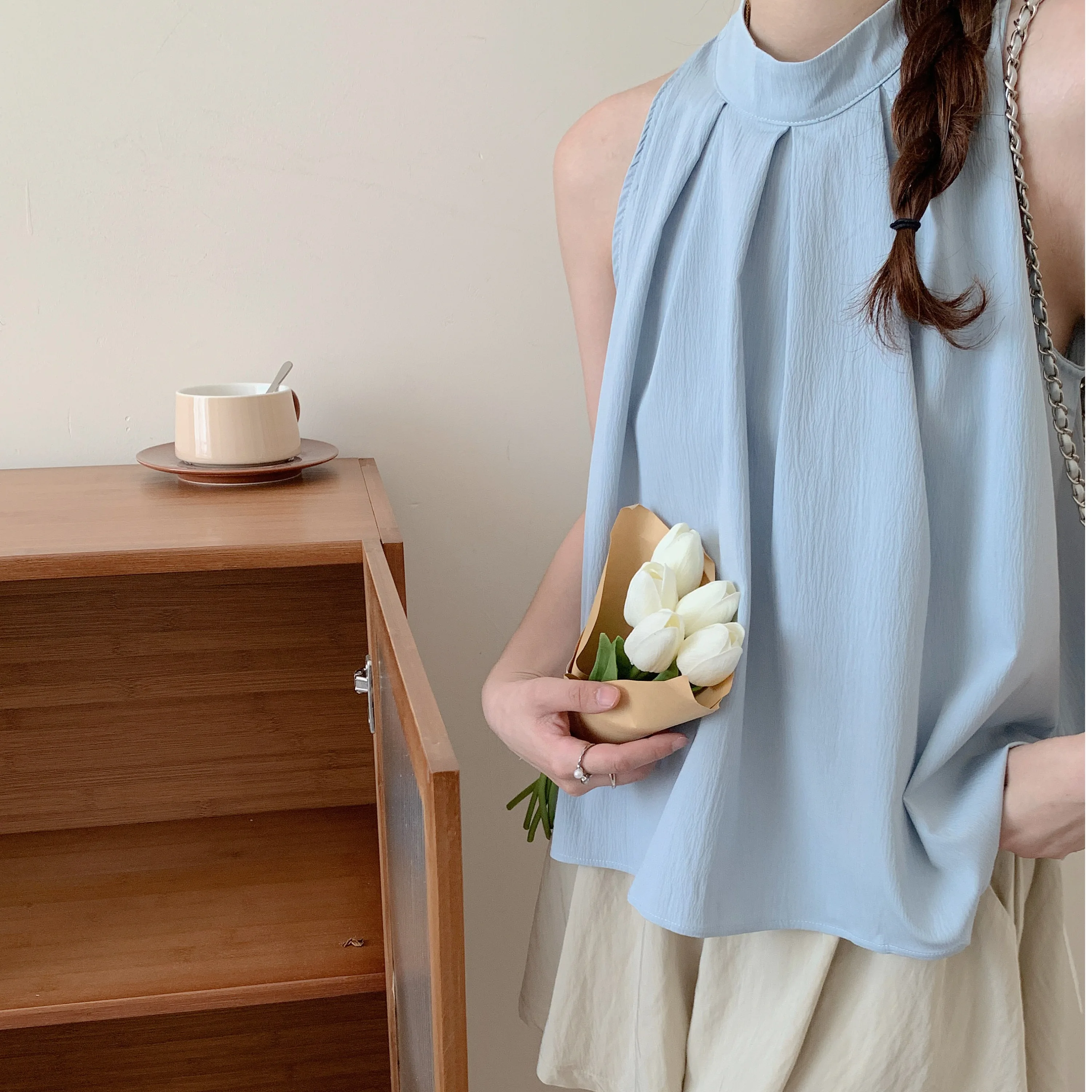 Chic Korean Style Sleeveless Collar Shirt Women's Summer round Neck Design Folded Top Elegant Fashionable Loose Fit Pure Color