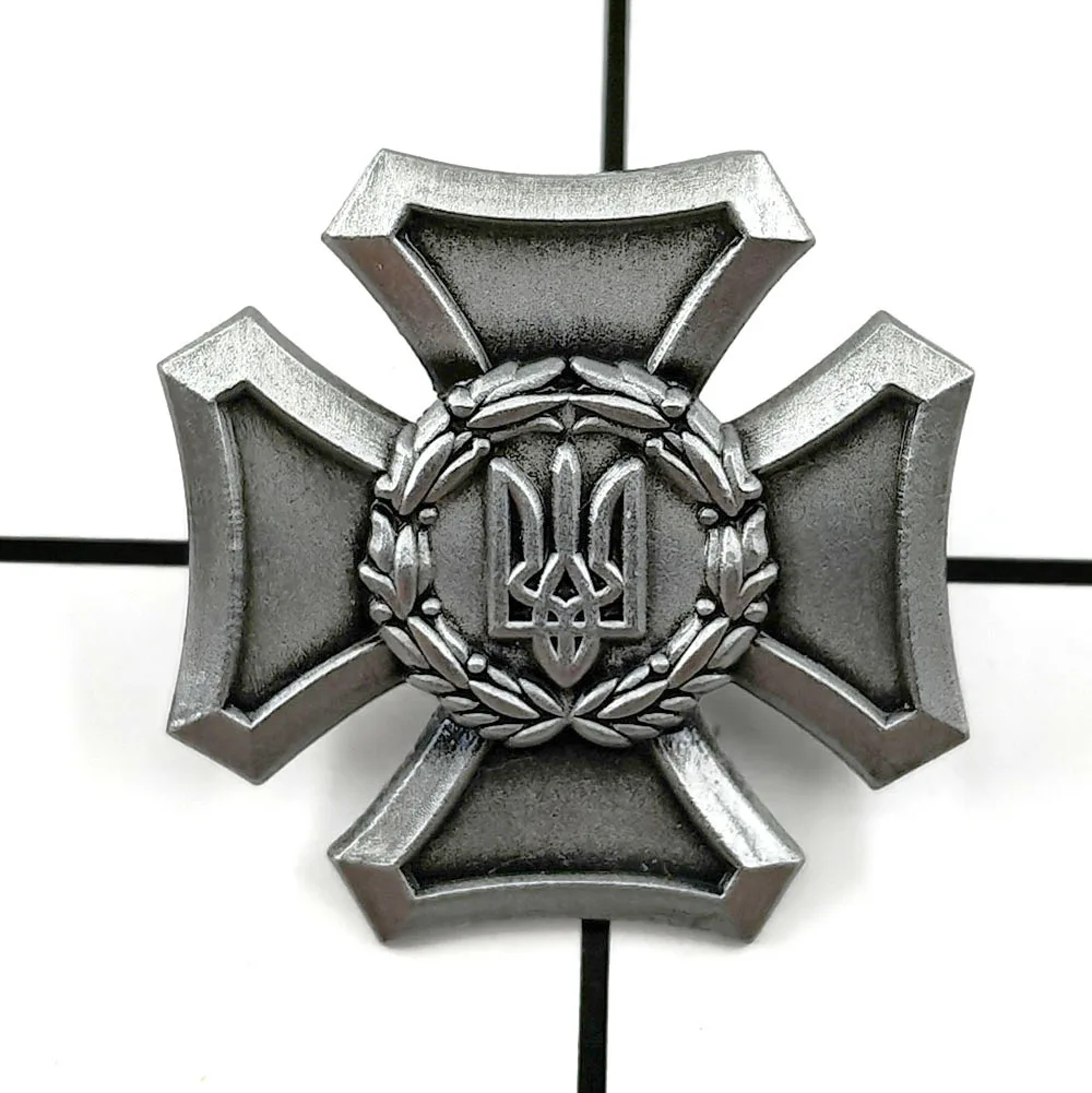 Broche de cruz de ferro tridente ucraniano, retrô, estilo militar, acessórios, crachá, acessórios periféricos culturais, pino de metal