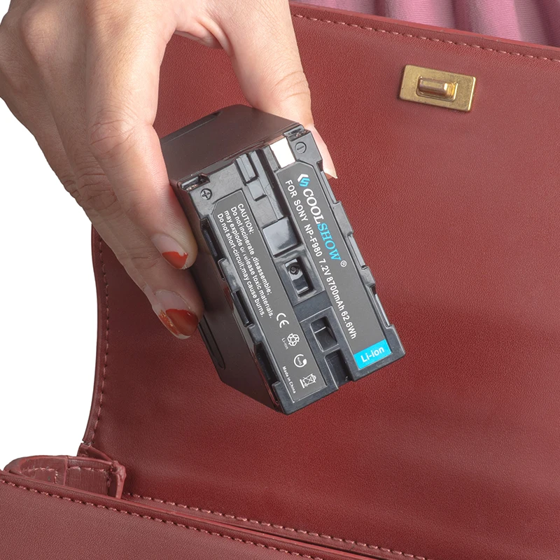 8700mah Battery Power for Sony NP F970 F960 F550 F750 F770 NPF970 NPF980 MC1500C LED Power bank Indicator USB Charge Output