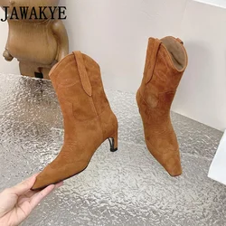 Damskie krótkie buty z prawdziwej skóry obcasy typu Kitten zamszowe skórzane Chelsea Boots haft Retro damskie zachodnie jeansowe buty