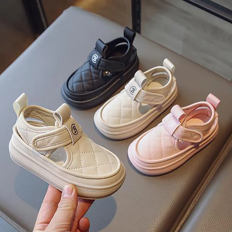 New Boys Casual Shoes Children Versatile Solid Color Non-slip Round-toe Kids Girls Sandals Breatheable Hollow Out Beach Sandals