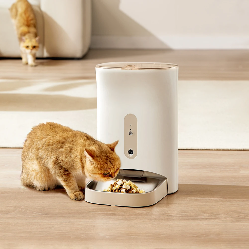 Petwant 4.5 L Smart Cat Dog Small Animals Food Dispenser Camera WIFI Automatic Pet Bowls Feeders