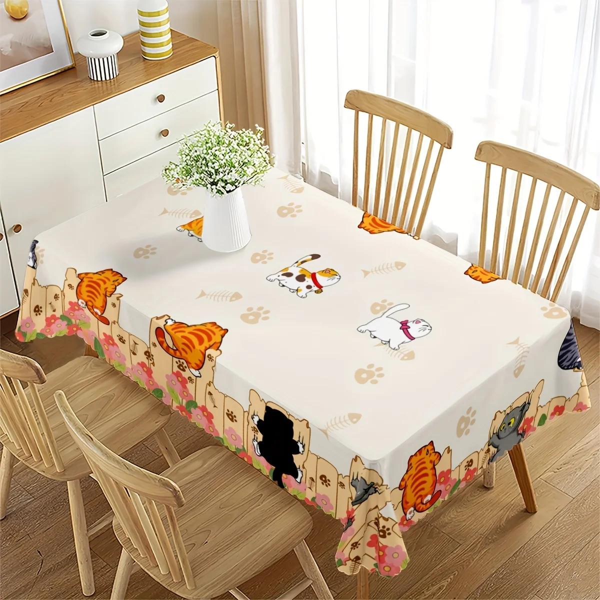 - Cute kitten and paw print patternZYC
