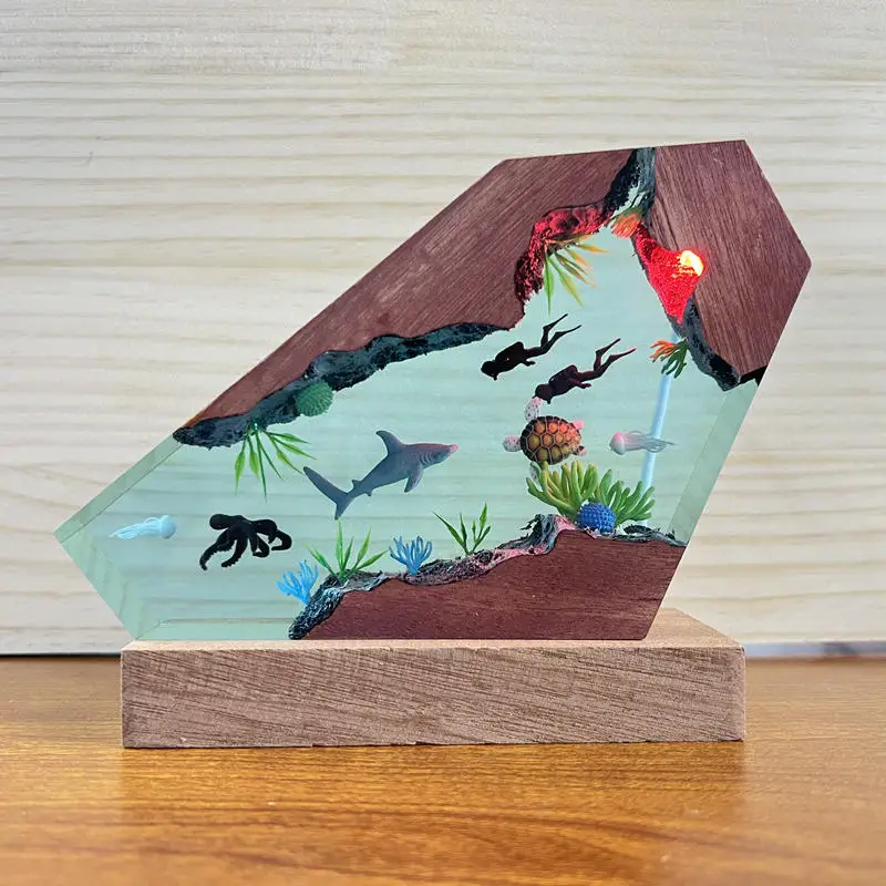Simulated Shark Epoxy Resin Seabed Organism Diver Figure Miniature Figurines Night Glow Tabletop Home Desk Light Aesthetic Decor