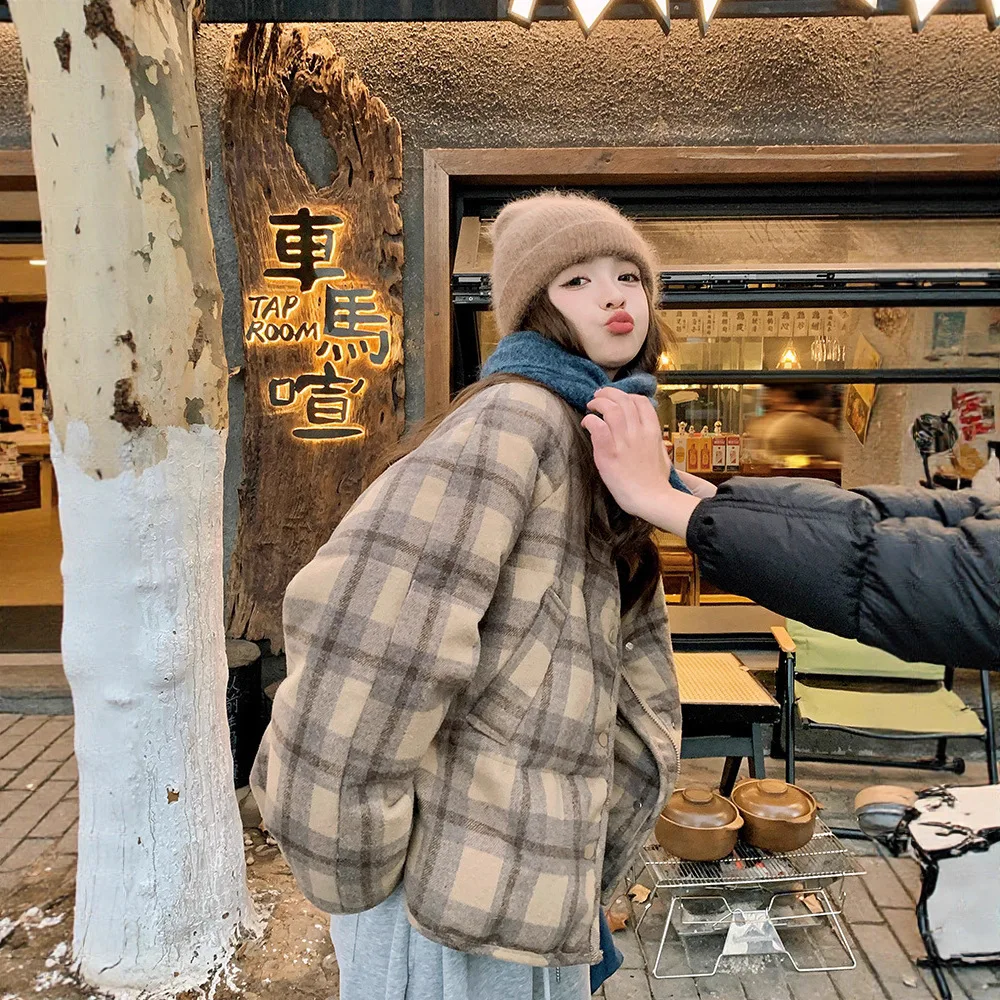 خمر Harajuku متقلب وسادة مبطنة التلبيب الشتاء سترة دافئة المرأة البنطال القصير كم طويل الشارع الشهير فضفاضة تناسب الاتجاه معطف