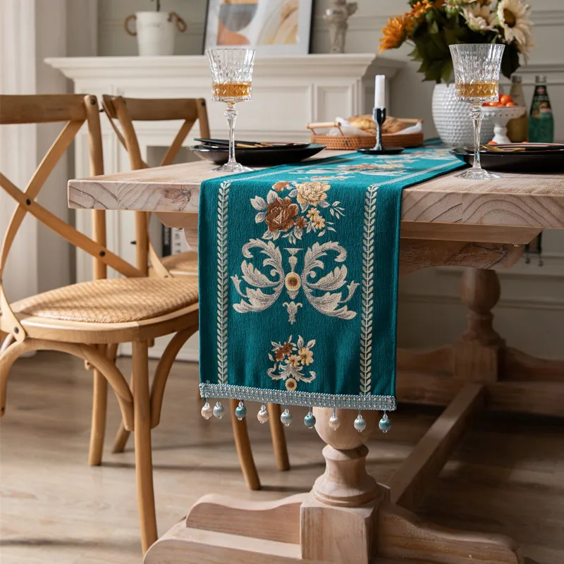 European Retro Floral Table Flag Chenille Bead Household Tablecloth Polyester Table Flag