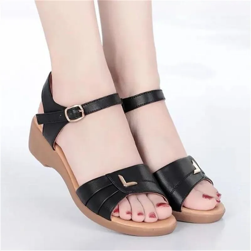 Summer Genuine Leather Women Sandals Fashion Wedges Soft Bottom Comfortable Casual Mother Shoes Open toe Women Flat Sandals