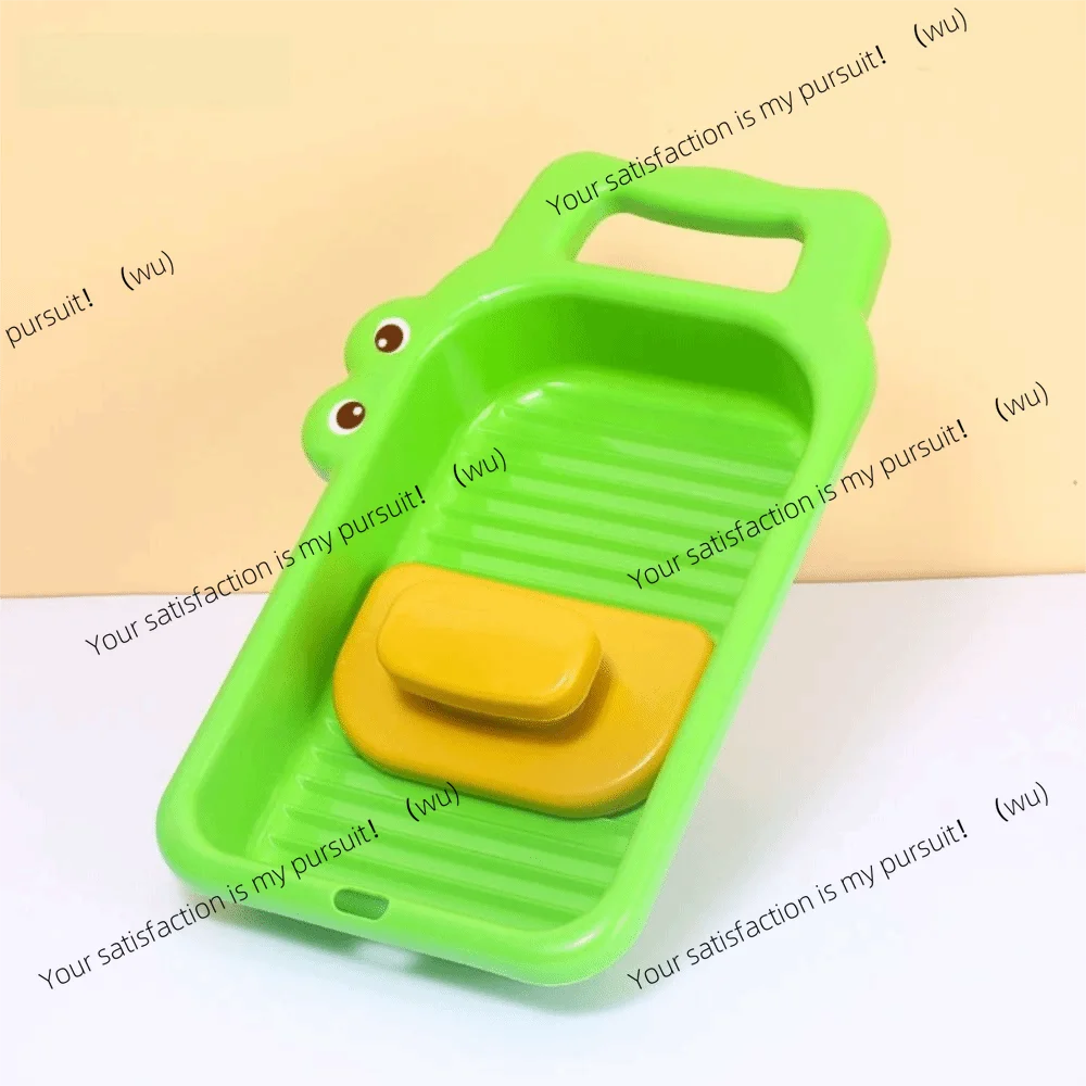 Plastic integrated, non-slip, thickened, manual clothing washboard