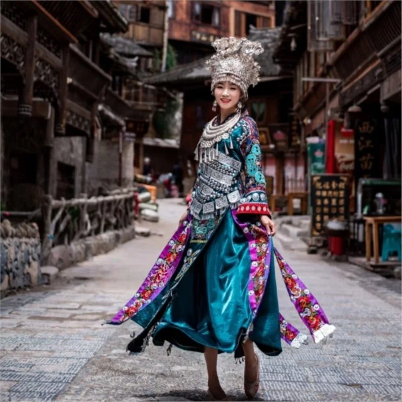 

Miao dress host singer performance photography minority style men and women handmade costumes