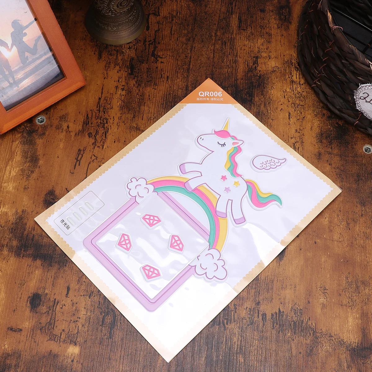 

1Pcs Luminous Unicorn Wall Sticker 3D Creative Switch Decal for Bedroom Home Decor Rainbow Pattern Glow in The Dark Sticker