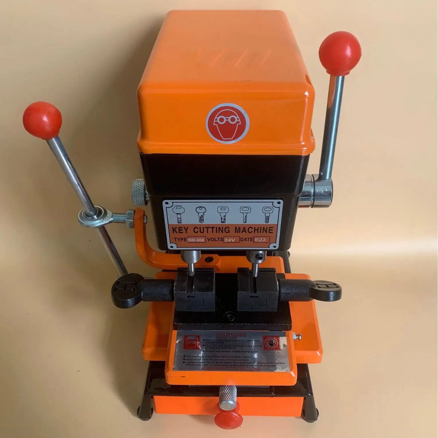 Locksmith Tools Key Machine 368A Key Cutting Duplicated Machine 200W Motor Gear Engine Pump Core 368a Key Cutting Machine