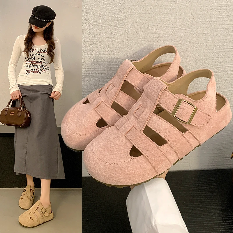 The New Spring/Summer 2025 Collection of Versatile, Flat, and Casual Roman Sandals By The Leader Dancer