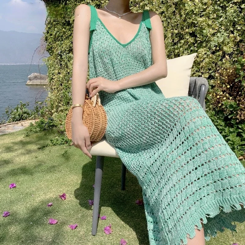 

2021 New Women's Loose Bohemian Long Sling Dress Summer Sleeveless Hollow Crochet Floral Holiday Beach Dress Vestidos Green