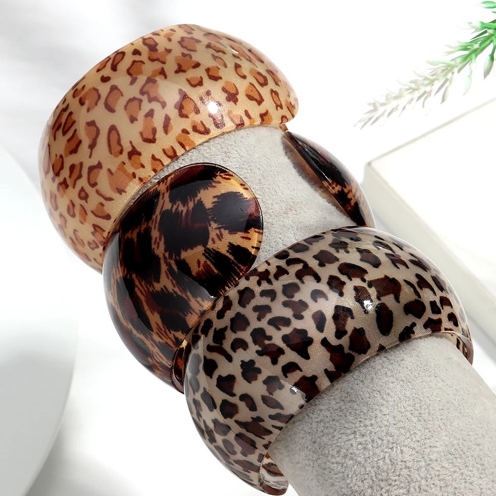 Vintage Harz-Leoparden-Armreif, breit, offen, modische Acryl-geometrische runde Manschettenarmbänder, Damenschmuck, Geschenke – Detail 7