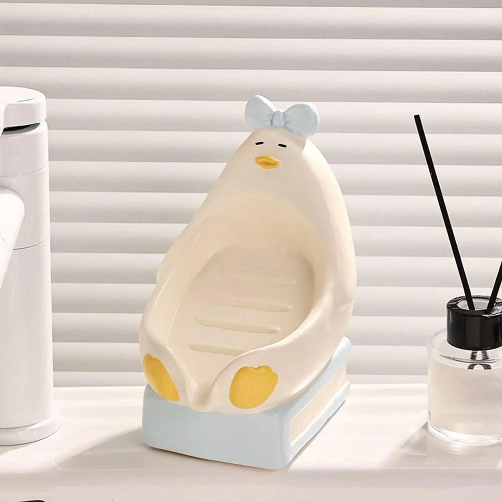 

Bathroom Soap Dishes Holder Ceramic Sitting Duck Cute Decor Soap Dish 2025 New Bathroom Drain Soap Box Storage Rack For Kitchen