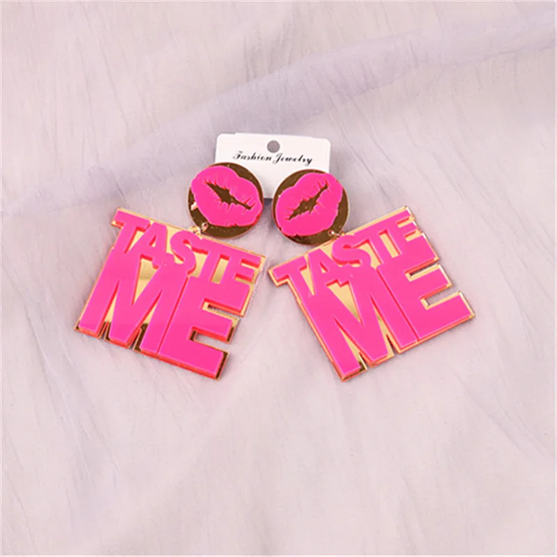 European America Hiphop Punk Letter Exaggerated Pink Lip Big Pendant Earrings for Women Sweet Cool Unique Creative Accessories