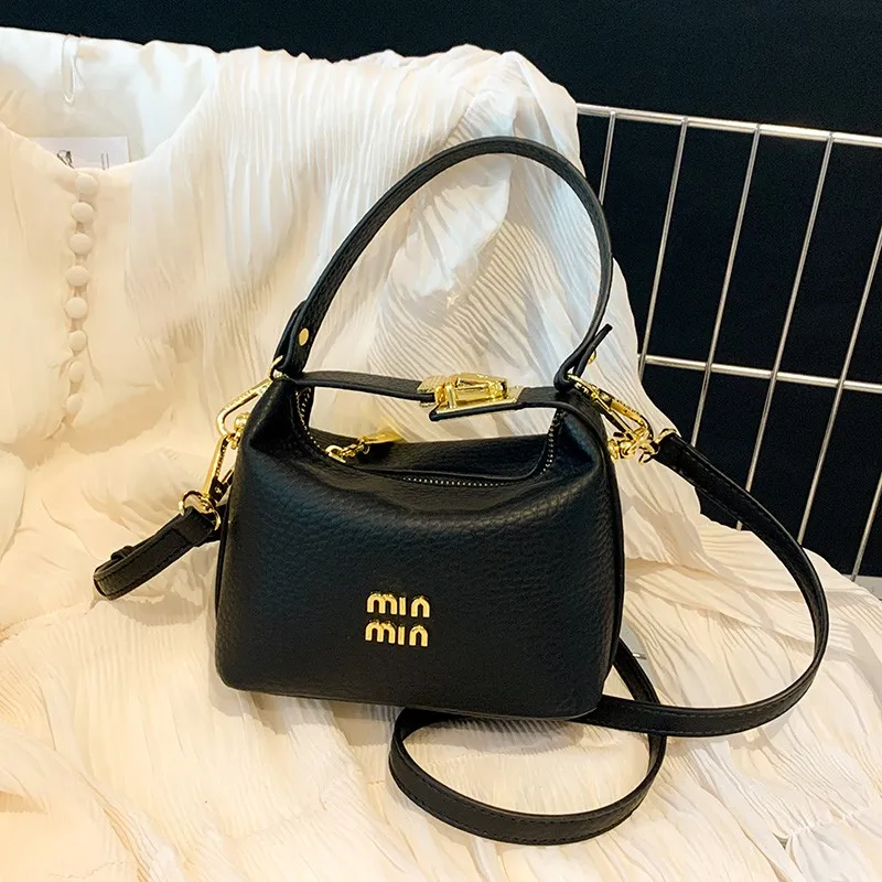 

Paris-Inspired Luxury Crossbody Handbag - Minimalist Solid Color Messenger Bag Vintage Leather Tote for Fashionable Women
