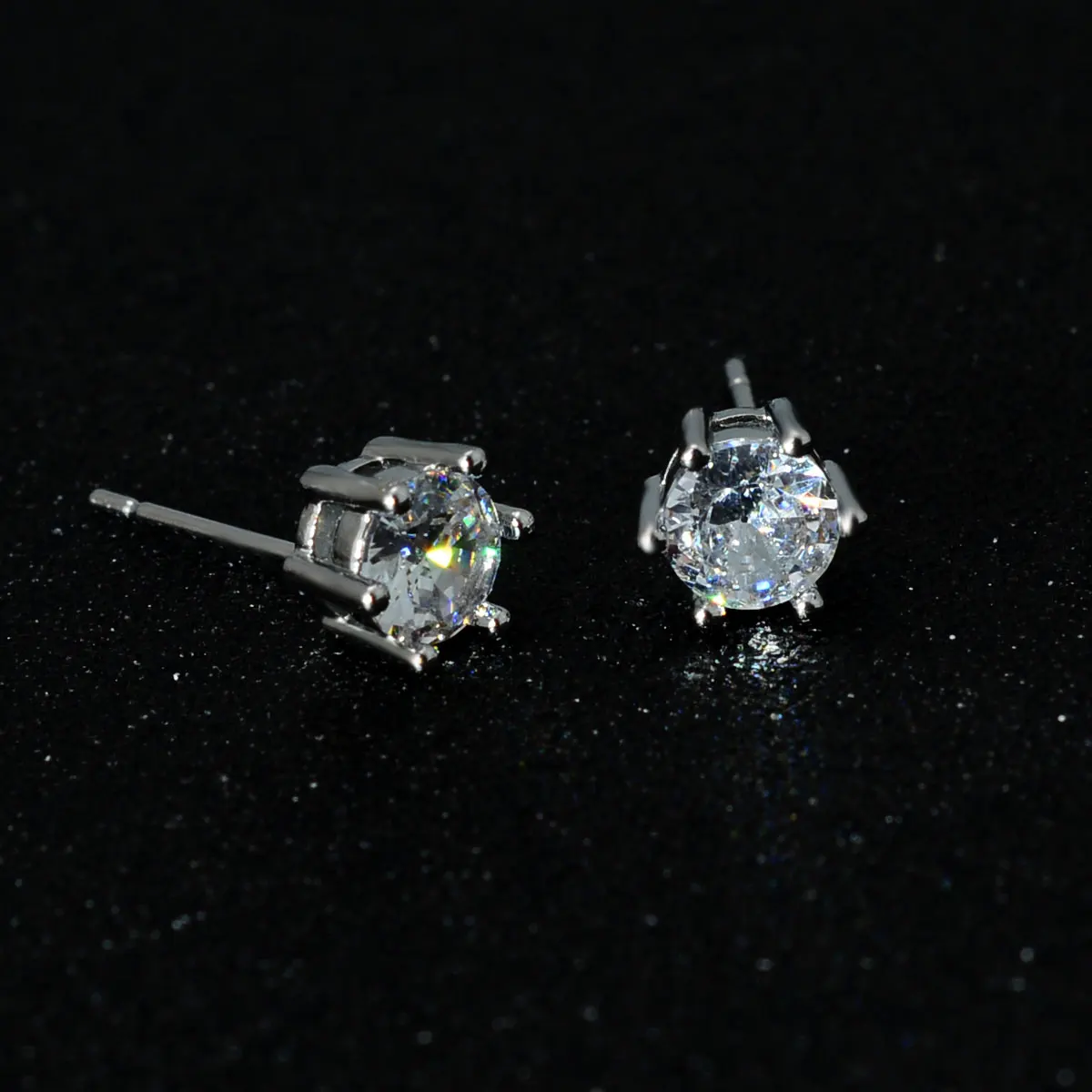 1Pair 3/4/5mm Crystal Stud Earring For Women Girls Charm Shiny Zircon  Piercing Earring 2024 Fashion Wedding Party Fine Jewelry image 6