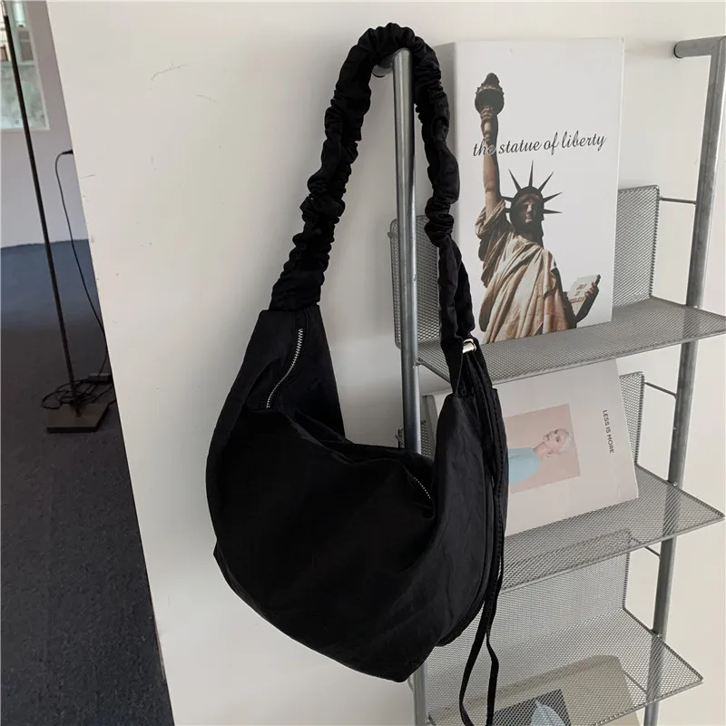 

Casual Ruched Hobos Tote Bag Soft Light Drawstring Bags for Women Handbags Large Dumpling Shoulder Crossbody Bag 2024 Shopper