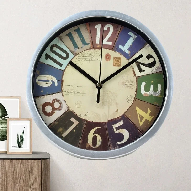 8 بوصة ريترو ستايل ساعة بسيطة ساعة حائط إبداعية كتم الصوت لا يدق على الحائط ساعة معلقة للمنزل والديكور ساعات الحديقة