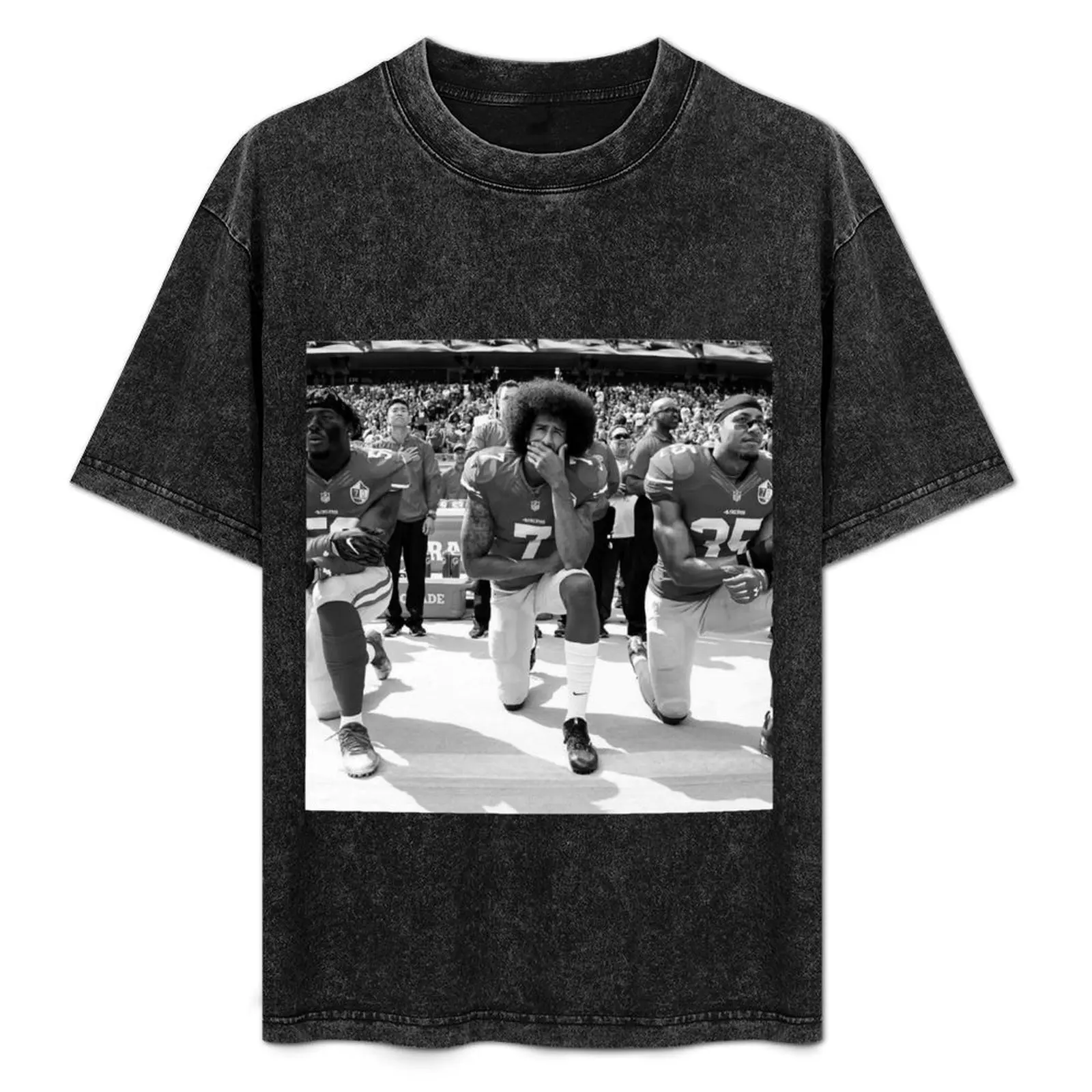 

Colin Kaepernick T-Shirt Large Size Casual Short Sleeve Top
