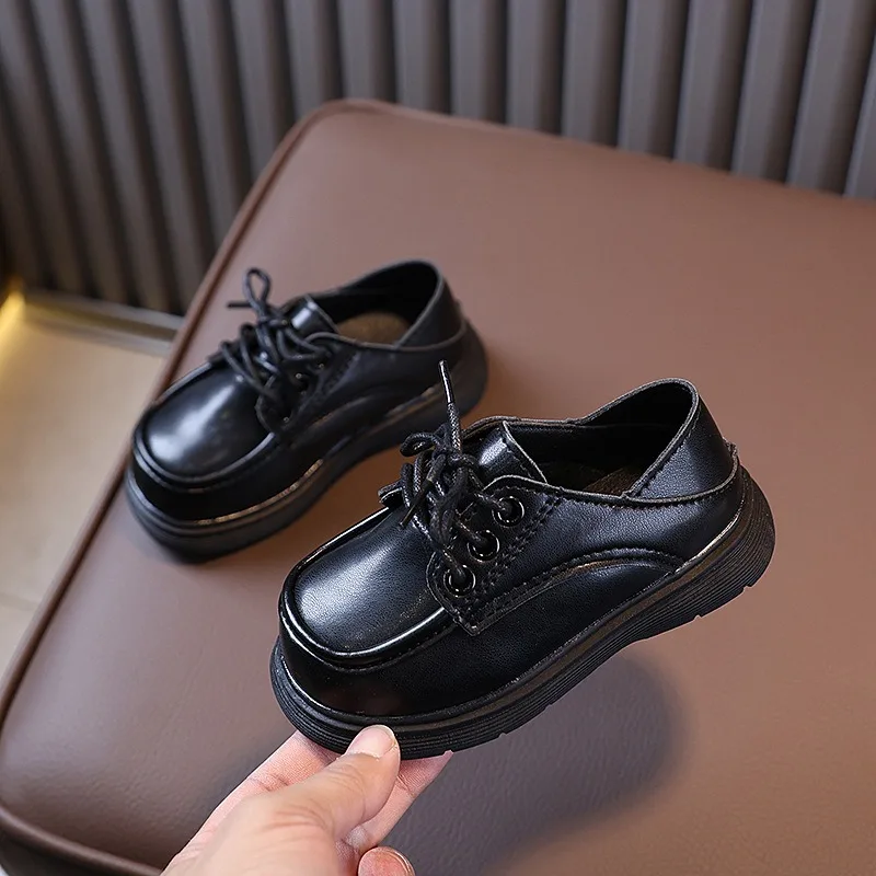 Children's British Style Leather Shoes 2026 Autumn Winter New Item for Boys Girls Soft Sole Anti Slip Fashionable and Versatile