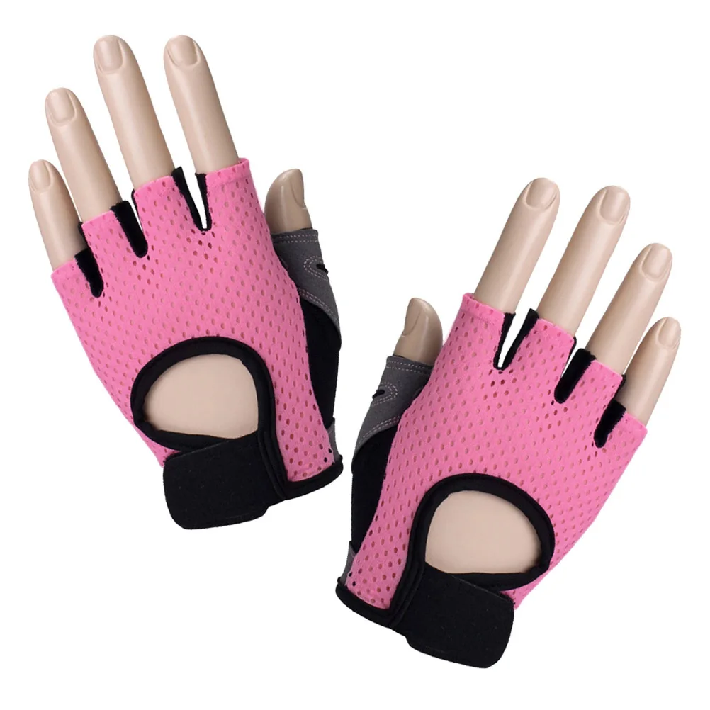 قفازات اللياقة البدنية النسائية مقاس وردي مضادة للانزلاق قابلة للتنفس نصف إصبع قفازات التدريب لرفع الأثقال في صالة الألعاب الرياضية والتمارين الرياضية