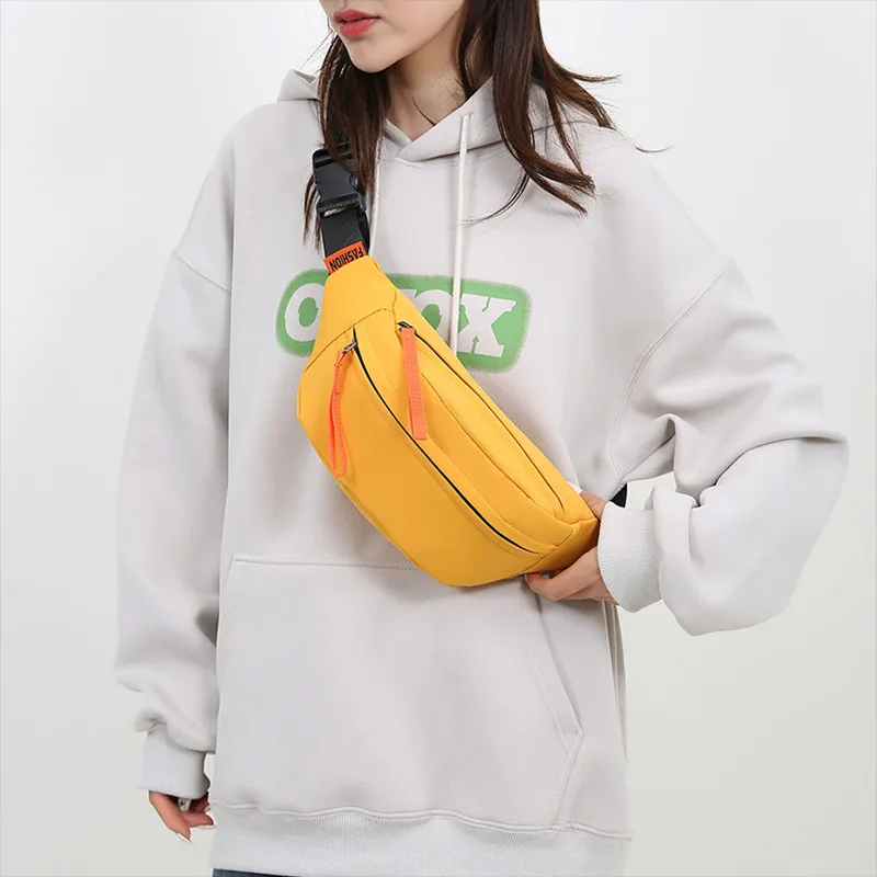 Bolso de pecho de plátano para hombre y mujer, riñonera informal de calle, bolso de un solo hombro para deporte al aire libre, color amarillo y verde, a la moda, 2024