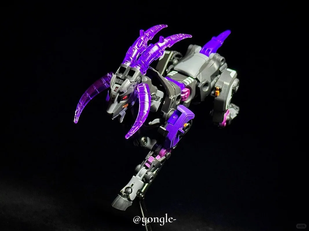 Em estoque caixa de besta Bb-72 capricórnio fortaleza cabra forma transformável mecha figura ação original designer decorações modelo brinquedo