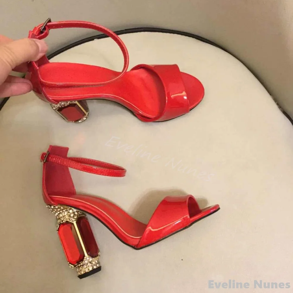 Rood Lakleer Edelsteen Strass Sandalen Vrouwen Bling Bling Enkelbandje Open Teen Dikke Hak Mode Zomer Feest Sandalen