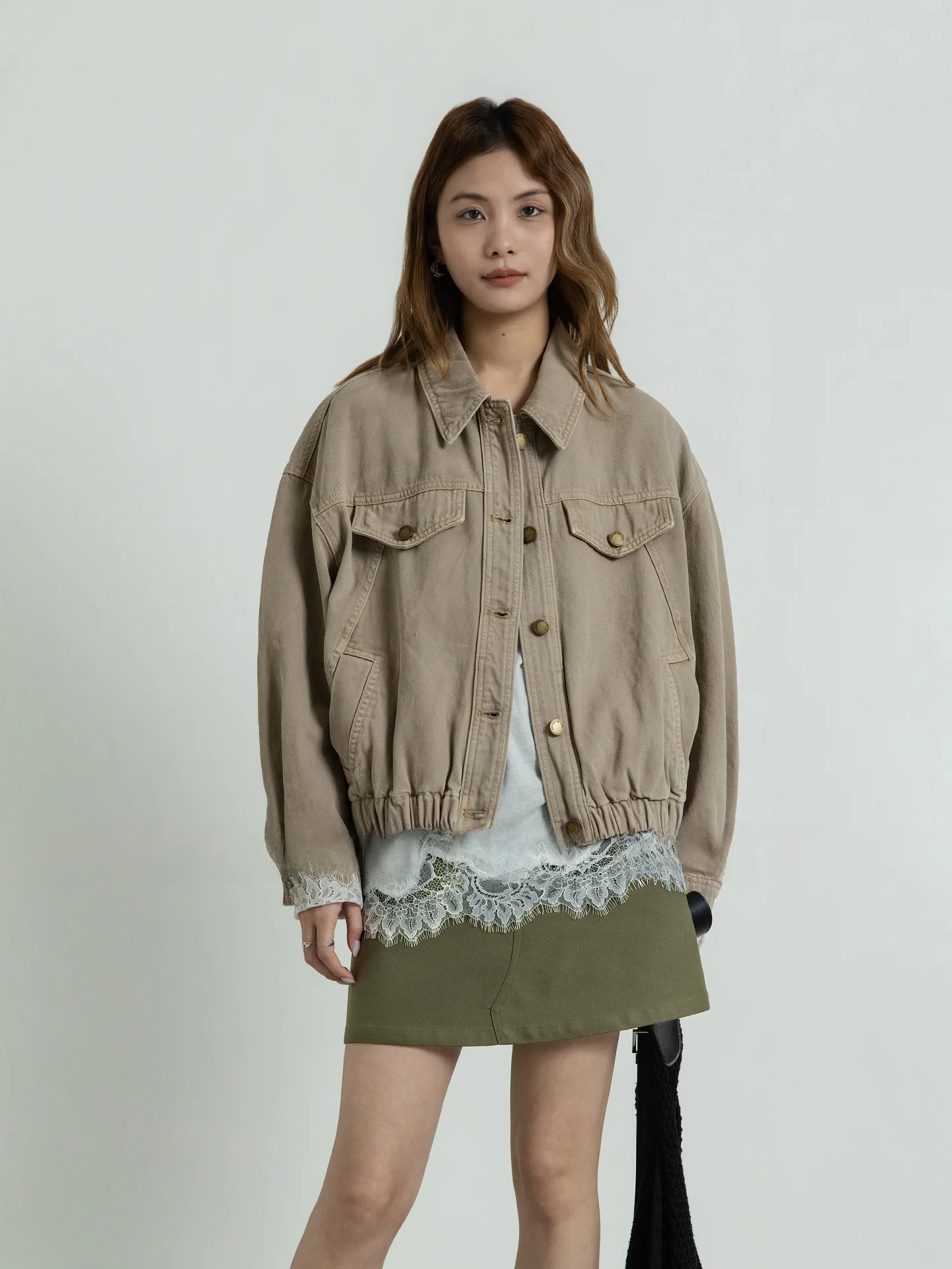 

Ретро-куртка из выстиранного хлопкового денима для женщин, укороченная повседневная куртка с геометрическим узором, стандартный крой, длинный рукав, застежка на пуговицах