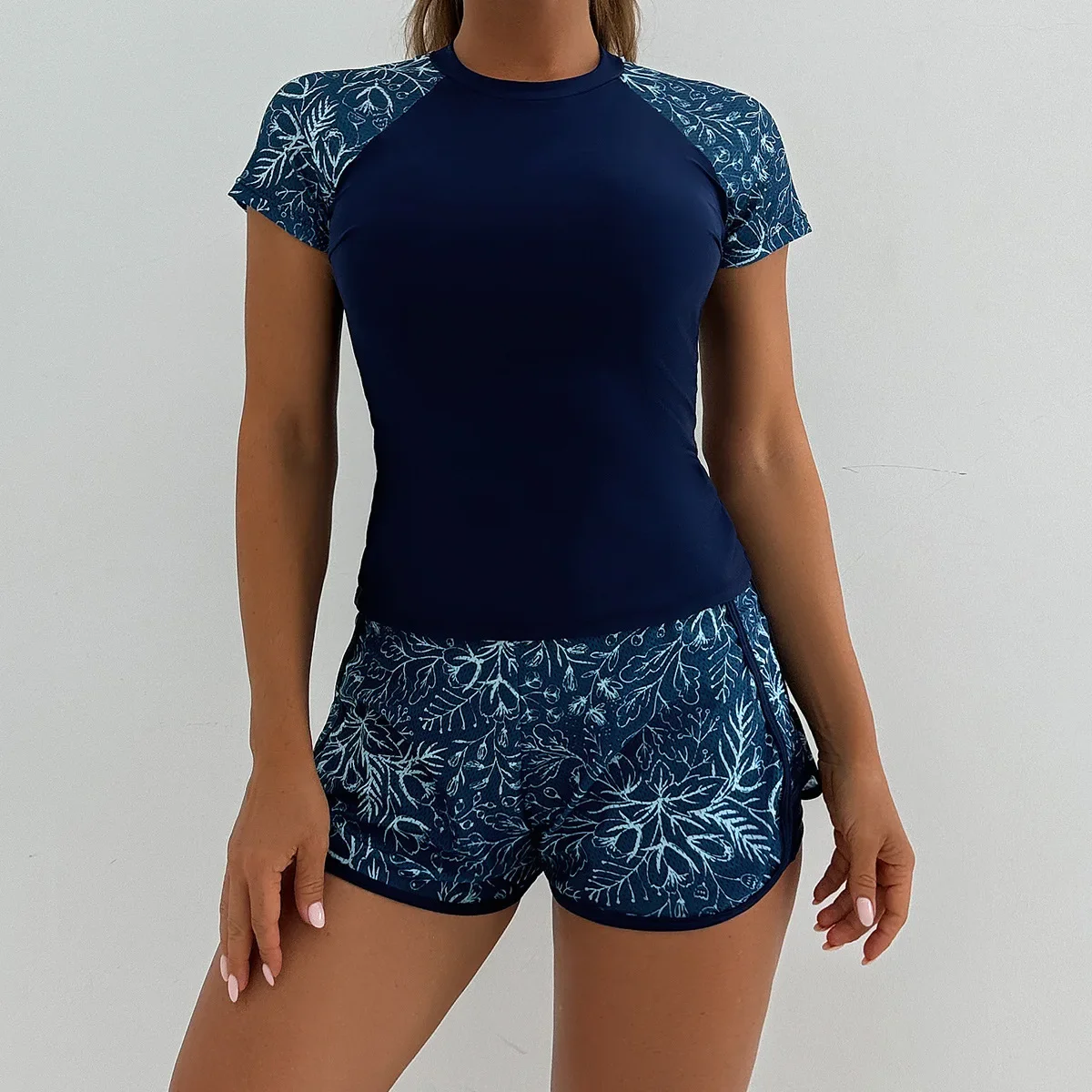 Sports Swimsuit for Women 2025 New 2 Piece Swimsuit High Waist Tankini Short Sleeve Round Neck Patchwork Bikini Set Swimwear