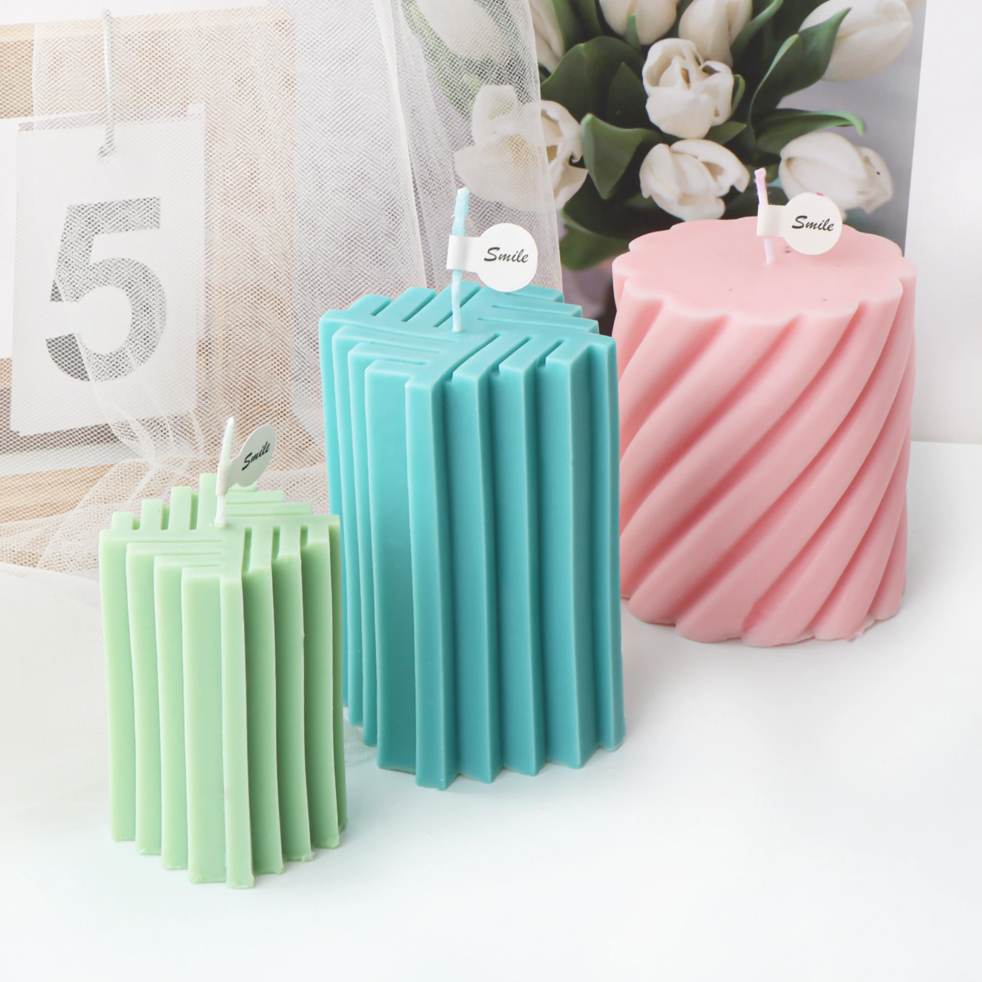 Modern Geometric Pillar Candle Silicone Mold 3D Ribbed Cylinder Wax Mold DIY Scented Candle Making Tool for Handmade Home Decor