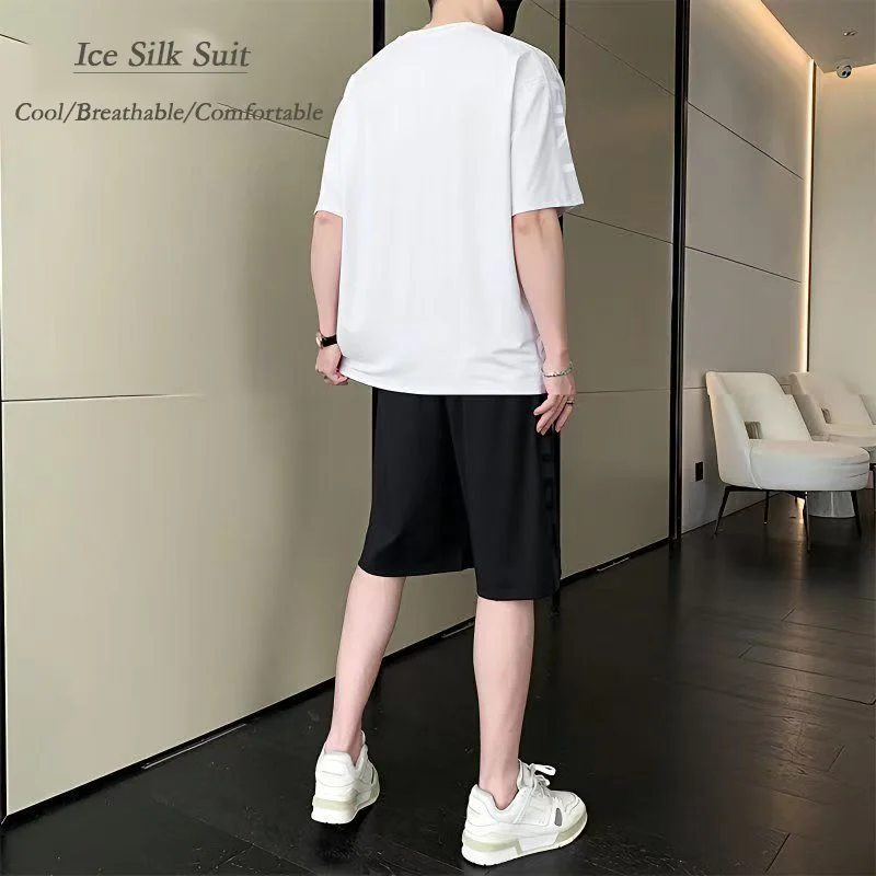 Conjunto de camiseta e shorts masculinos de verão 2025: blusa casual confortável para compras de corrida + camiseta esportiva casual legal masculina