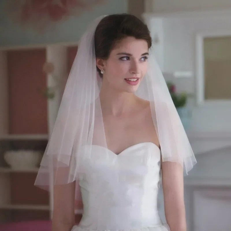 Einfacher Brautschleier mit 2 Ebenen, geschnittener Tüllschleier mit Kamm, Hochzeitsaccessoires – Detail 1