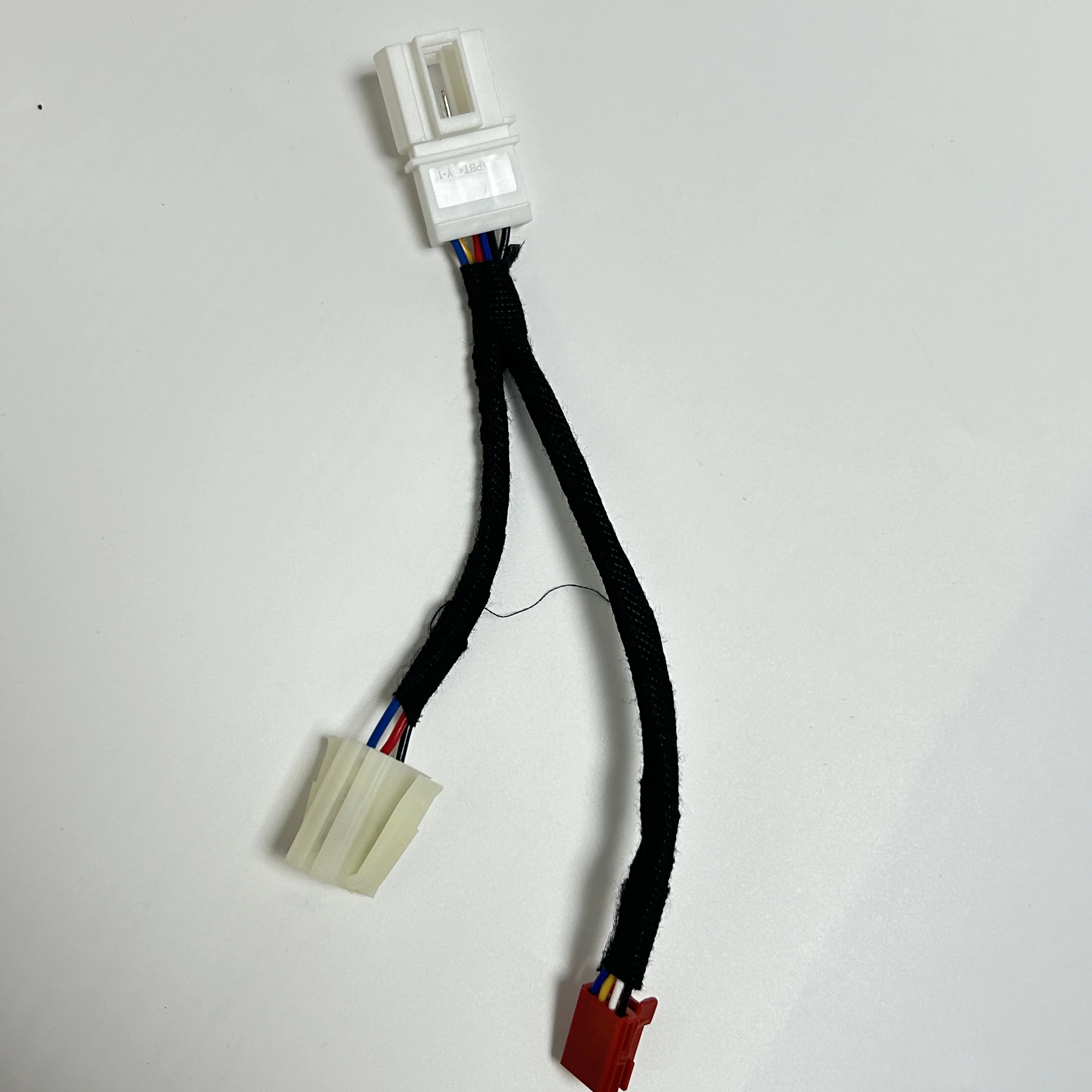 V olkswagen interfejs USB zapalniczka jednopunktowa dwa bezstratne wtyczki adaptera golfowe tylna uprząż ładująca